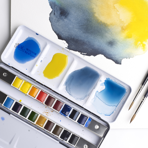 Winsor & Newton Professional Watercolour Black Box 18 Half Pan