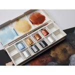 Winsor & Newton Cotman Watercolour 8 Half Pan Metallic Pocket Set