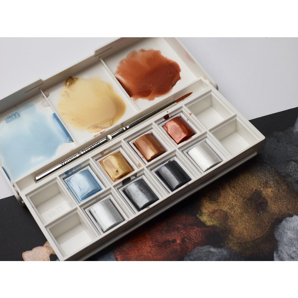 Winsor & Newton Cotman Watercolour 8 Half Pan Metallic Pocket Set