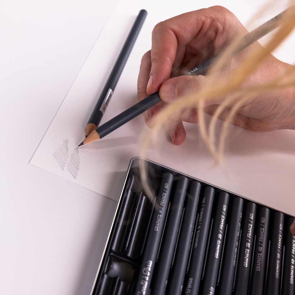 Conté à Paris The “Drawing” metal box