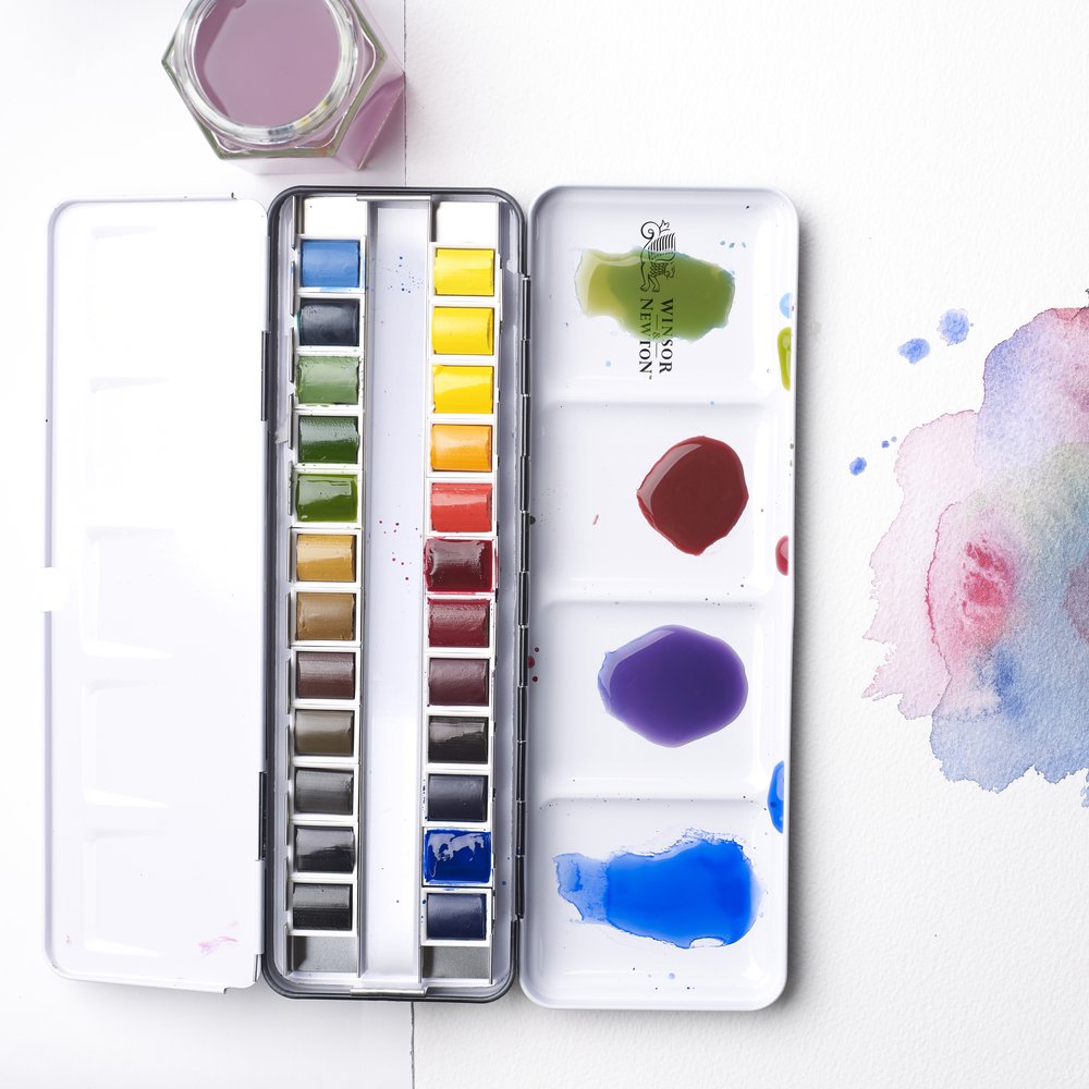 Winsor & Newton Professional Watercolour Blikken Doos 24 Halve Napjes