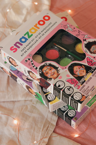 Snazaroo Fantasy Face Paint Kit - Western Europe