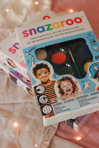 Snazaroo Adventure Face Paint Kit - Western Europe